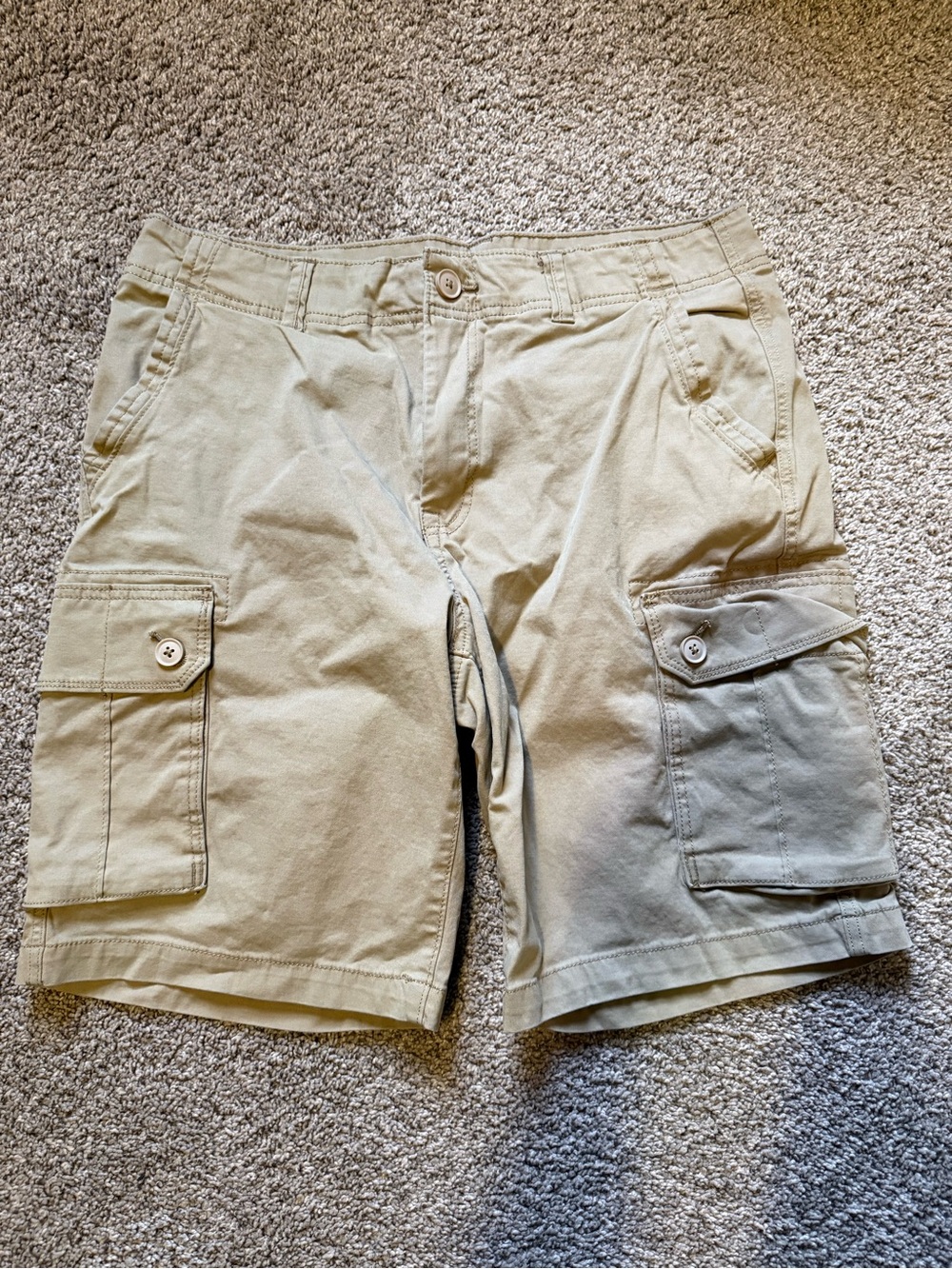 Sonoma Men's Cargo Shorts in Light Tan